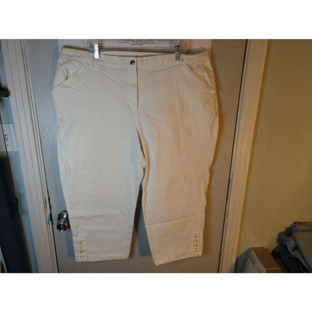 Hearts of Palm White Embellished  Pants  Women's Size‎ 24W